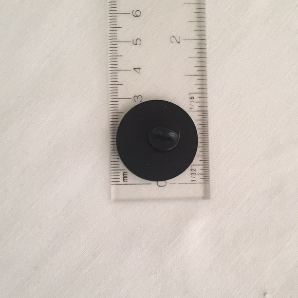 🍏50% OFF/3+...THERE IS NO PLANET B Pin - Picture 3 of 5